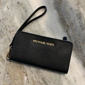 Michael Kors Phone Case Wristlet